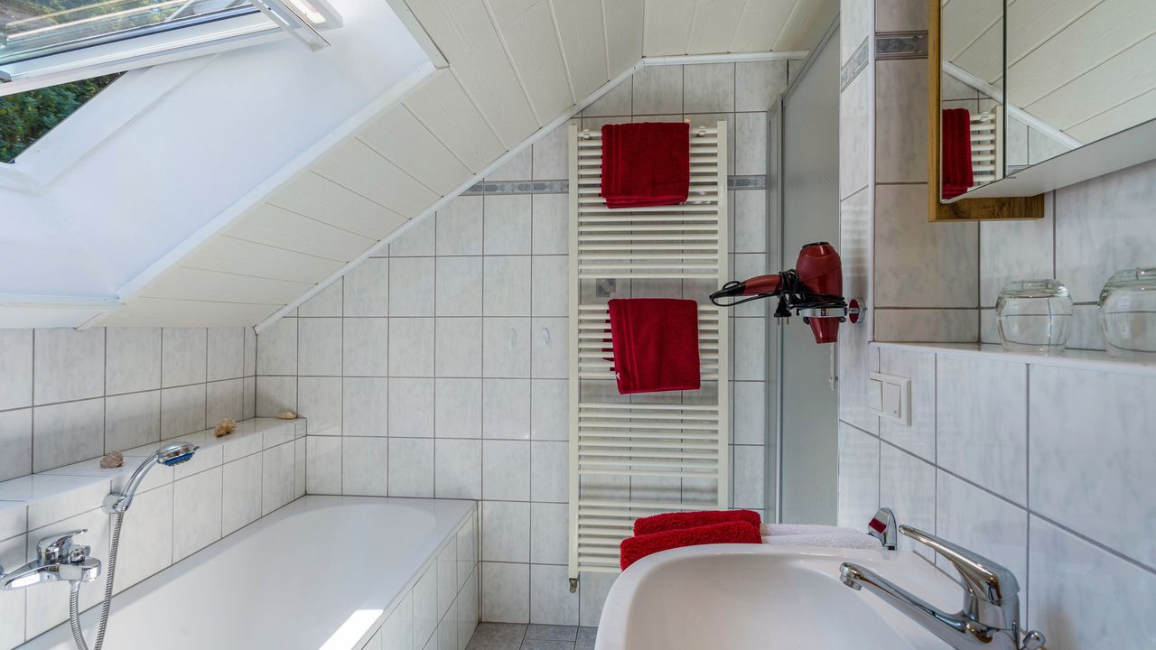 INSIDE, BATHROOM INSIDE, BATHROOM